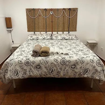 Casa Mbrlech Guest house